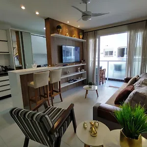 https://mariscal-03-dormitorios-80m-do-mar-com-piscina.santa-catarina-brasil.com